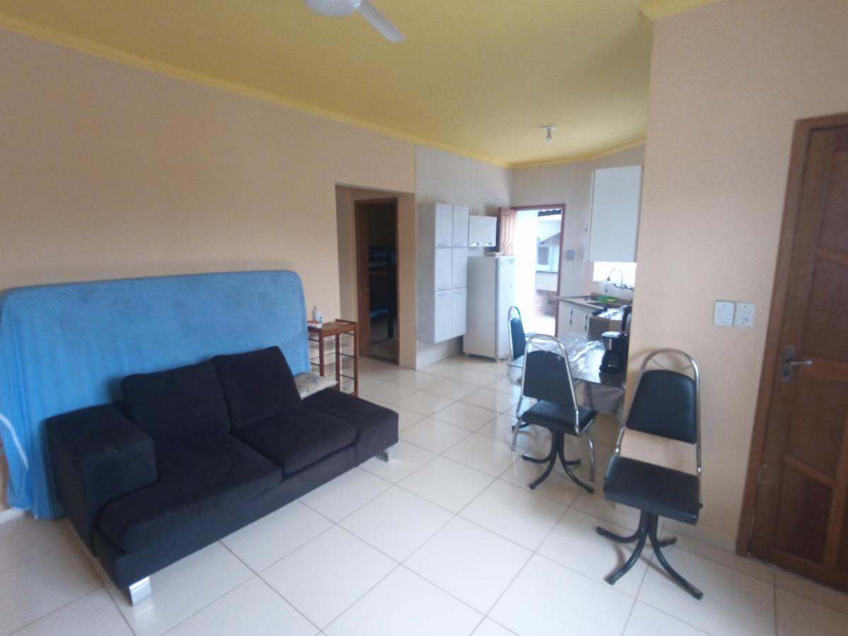 Casa Com Piscina , Churrasqueira, Wi-Fi, Em Rua De Areia A 1Km Da Praia, Bairro Sussegado, Proibido Uso De Som Extremamente Alto Ideal Para Descansar Itanhaém Kültér fotó